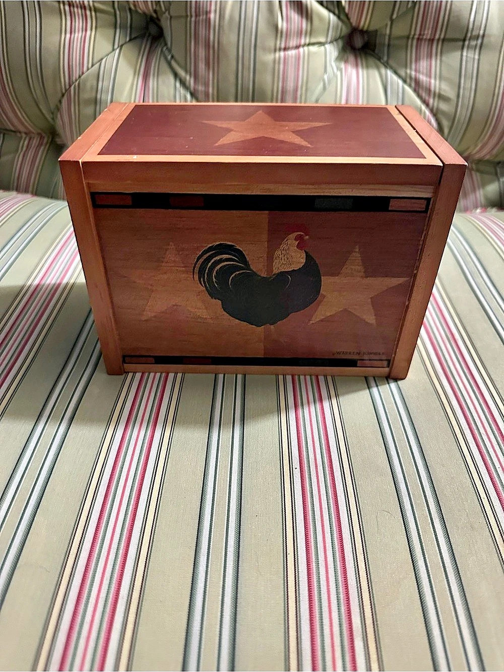 Kamenstein Warren Kimble Rooster Stars Wooden Recipe Box